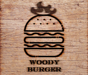 Logo: grafika/napisy wypalane w drewnie
